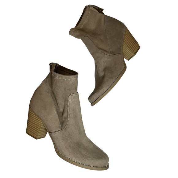 NEW Dolce Vita DV8 Tan Suede Boots w/ Stretch Sz. 10 - Picture 1 of 5